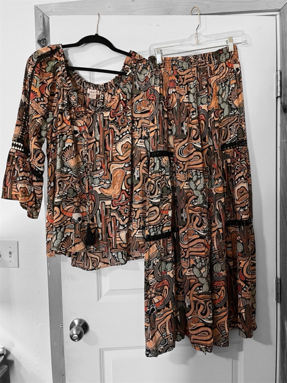 Western Boho Printed Tiered Pants & Top Set NEW. Unique Lattice Sheer Panels FUN - Picture 2 of 13